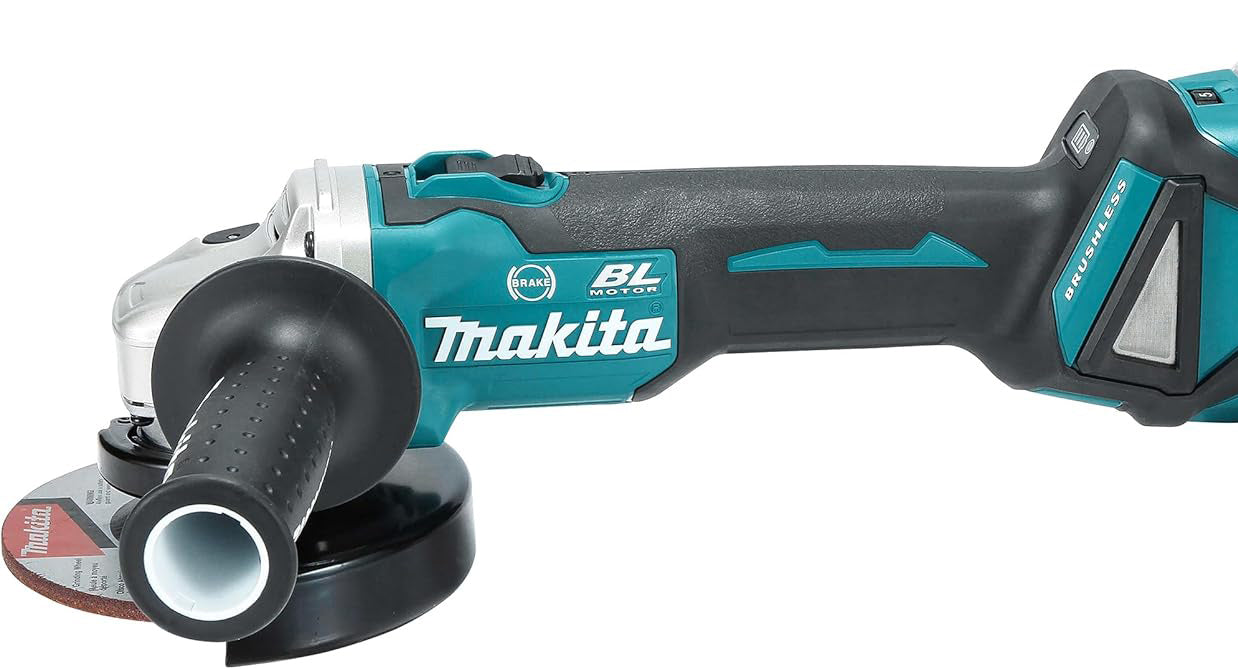 Makita DGA513 Test
