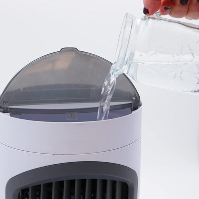 LIVINGTON SmartChill – Klimagerät mit Wasserkühlung – Tragbares Klimagerät mit 3 Stufen – kraftvoller Mini Luftkühler mit Tankvolumen für 12h Kühlung