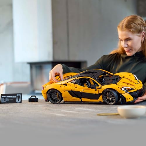 LEGO Technic McLaren P1, Set mit Supersportwagen für Erwachsene, Geschenk für Autofans, maßstabsgetreues Sammlerstück mit V8-Kolbenmotor und 7-Gang-Getriebe, Modellauto, Spielzeugauto Set 42172