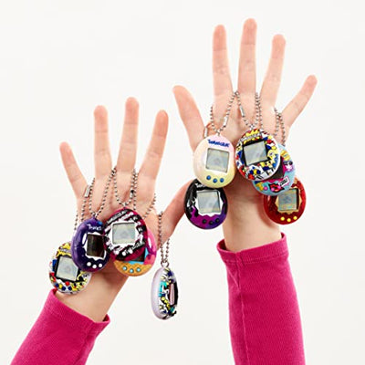 BANDAI - Tamagotchi - Original Tamagotchi - Sakura - virtuelles elektronisches Haustier - 42886