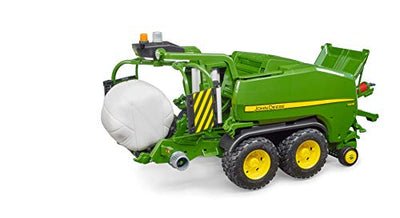 bruder 02032 - John Deere Rundballen-Presswickelkombination C441R - 1:16 Bauernhof, Landwirtschaft, Traktor, Anhänger, Erntemaschine, Pressewickler, Mähdrescher Zubehör, grün