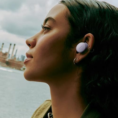 Bose QuietComfort Kabellose Noise-Cancelling-Earbuds, Lifestyle-Bluetooth-Earbuds mit aktivem Noise-Cancelling, bis zu 8,5 Stunden Akkulaufzeit, Hellflieder