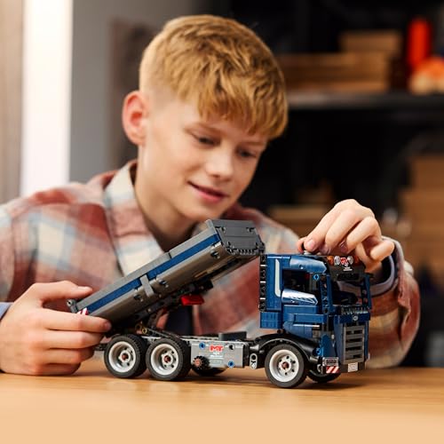 LEGO Technic Kipplaster Spielzeug mit Lenkung und beweglicher Kippmulde - blaues Baufahrzeug - Geschenkidee zum Geburtstag oder für die Feiertage - Bauset für Jungen und Mädchen ab 9 Jahren 42203