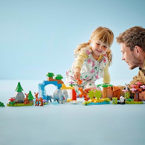 LEGO DUPLO Town Wildtier-Familien 3-in-1 Set - Lernspielzeug für Kleinkinder mit Tierfiguren - Montessori Spielzeug ab 2 Jahren mit Schildkröte, Tiger, Elefant, Hirsch & Panda Figuren - Geschenk 10446
