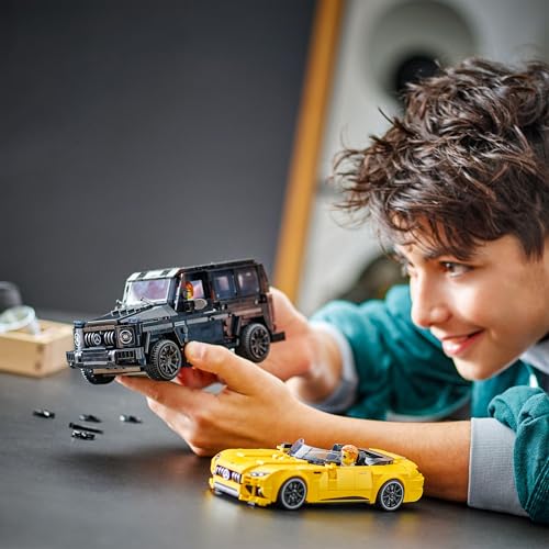 LEGO Speed Champions Mercedes-AMG G 63 & Mercedes-AMG SL 63, Bauset mit 2 Spielzeug Autos und 2 Fahrer Minifiguren, Geschenk für Jungen und Mädchen, Modellauto Set, Rennwagen Spielzeug 76924