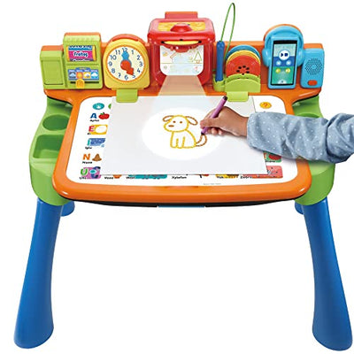 Vtech 5-in-1 Magischer Schreibtisch – Interaktiver Kinderschreibtisch inkl. Hocker – Mit Kreidetafel, Staffelei, Schreibfeld und Projektor – Für Kinder von 3-6 Jahren