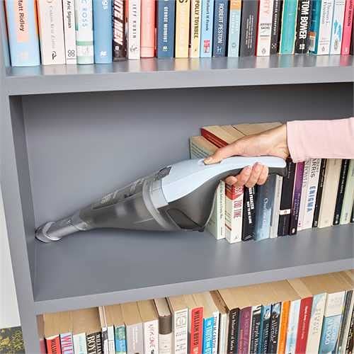 BLACK+DECKER Handstaubsauger Akku 7,2V Dustbuster (Handsauger beutellos + kabellos, breite Saugöffnung, spülmaschinenfester Staubfangbehälter inkl. Fugendüse & Ladestation mit Wandhalterung) NVC215W