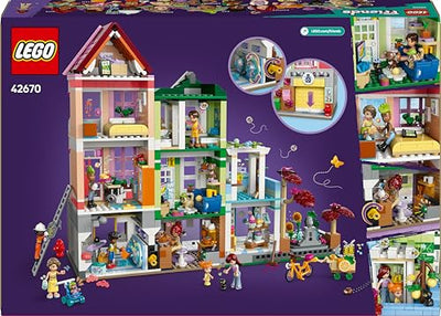 LEGO Friends Heartlake City Wohn- und Einkaufsstraße, Bauset für Rollenspiele mit 9 Charakteren (darunter 7 Minifiguren) und 3 Katzen, Geschenk für Mädchen und Jugendliche, Spielzeughaus 42670