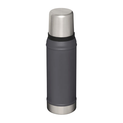 Stanley Classic Legendary Thermosflasche 750 ml - Thermos Hält 20 Stunden Heiß oder Kalt - Edelstahl Thermoskanne - BPA-Frei - Spülmaschinenfest - Charcoal