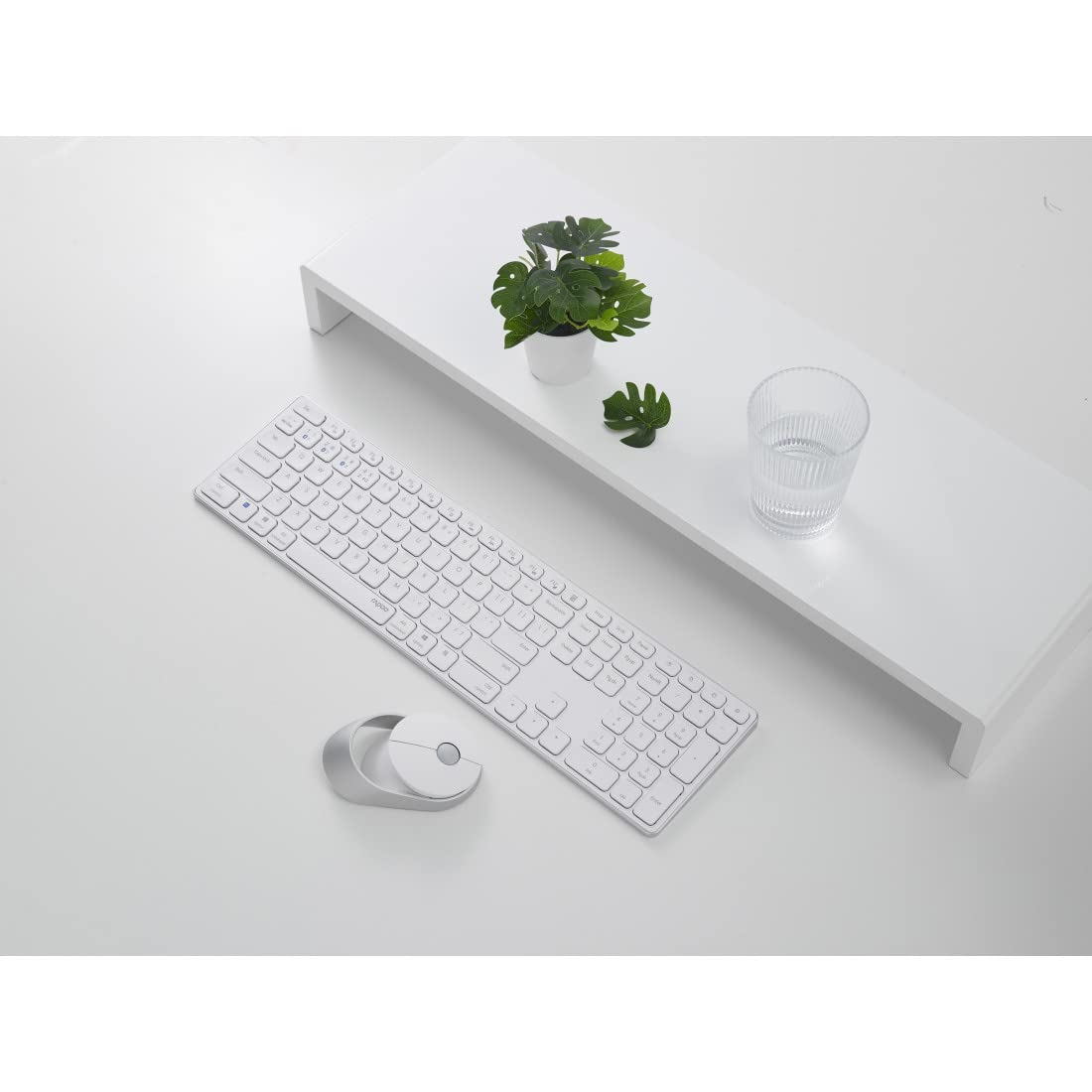 Rapoo 9850M kabelloses Tastatur-Maus Set Wireless Deskset 1600 DPI Sensor wiederaufladbarer Akku flaches Aluminium Design DE-Layout QWERTZ PC & Mac - weiß