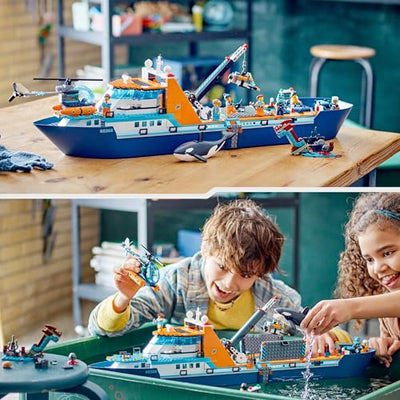 LEGO City Arktis-Forschungsschiff, großes schwimmfähiges Spielzeug-Boot mit Hubschrauber, Beiboot, ROV-U-Boot, Wikingerschiffswrack, 7 Minifiguren & Orca-Figur, Geschenk für Kinder ab 7 Jahren 60368