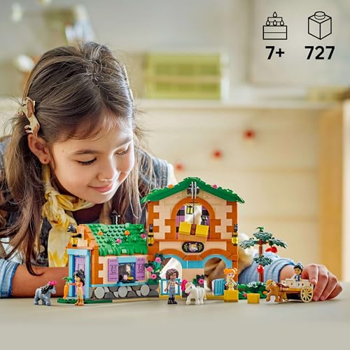 LEGO Friends Ponyhof & Stall - Kreatives Spielset mit 2 Spielfiguren, 2 Mikro-Figuren und 4 Tieren - Kreatives Pferde Spielzeug - Kinder Geschenk für Mädchen und Jungen ab 7 Jahren 42654
