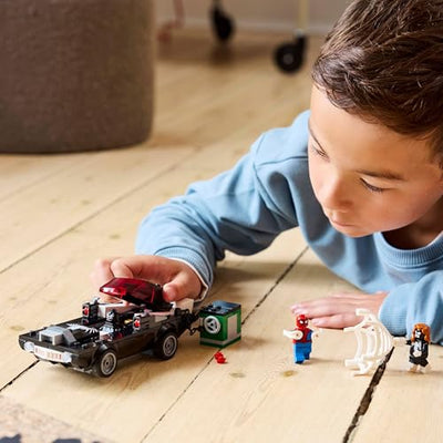 LEGO Marvel Spider-Man Mech vs. Venom Muscle Car - Auto Spielzeug mit 3 Superhelden Minifiguren - Modellauto mit Shootern - Geschenk für Jungen und Mädchen ab 7 Jahren 76309