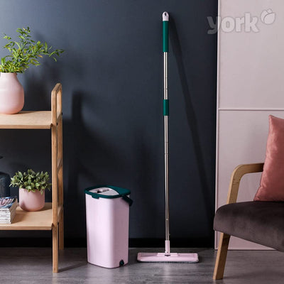 York Flachmopp Handy | Wischmopp Set mit Eimer Zweikammer | Innovativ Automatisches Auspresssystem | Eimer Kapazität 6 Liter Moppabmessungen 31x12cm Klappbarer Griff Länge 120cm | Rosa-Grün…