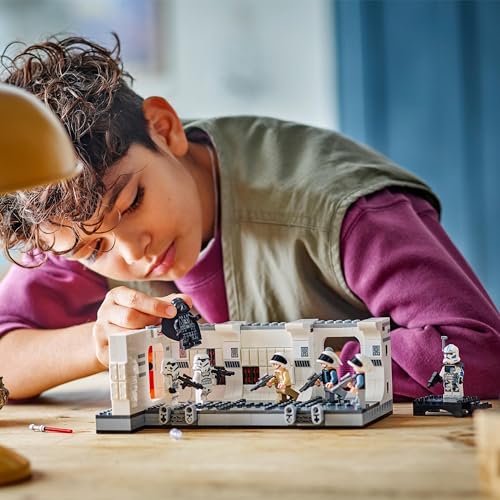 LEGO Star Wars Das Entern der Tantive IV, Bauspielzeug zum Film Eine Neue Hoffnung, Fantasy-Spielset für Kinder zum Sammeln, Geschenk-Idee für Jungen und Mädchen ab 8 Jahren sowie für Sammler 75387