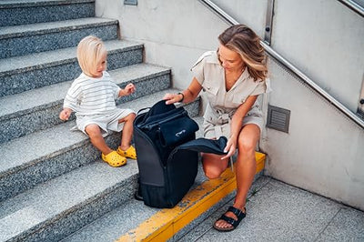 MoMi GRACE leichter Kinderwagen ab 6 Monaten kompakt Buggy mit einem Rucksack zum Tragen passt als Handgepäck faltbarer Reisebuggy 5-Punkt-Gurt