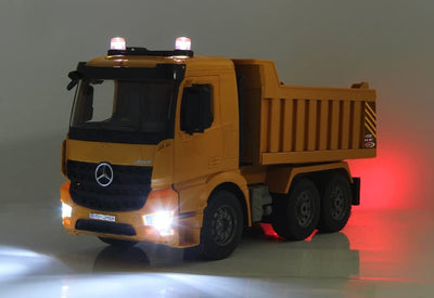JAMARA 404940 - Muldenkipper Mercedes-Benz Arocs 2,4 GHz - Kippmulde hoch/runter, realistischer Motorsound, Hupe, Rückfahrwarnsound, 4 Radantrieb, gelbe LED Signallichter, programmierbare Funktionen