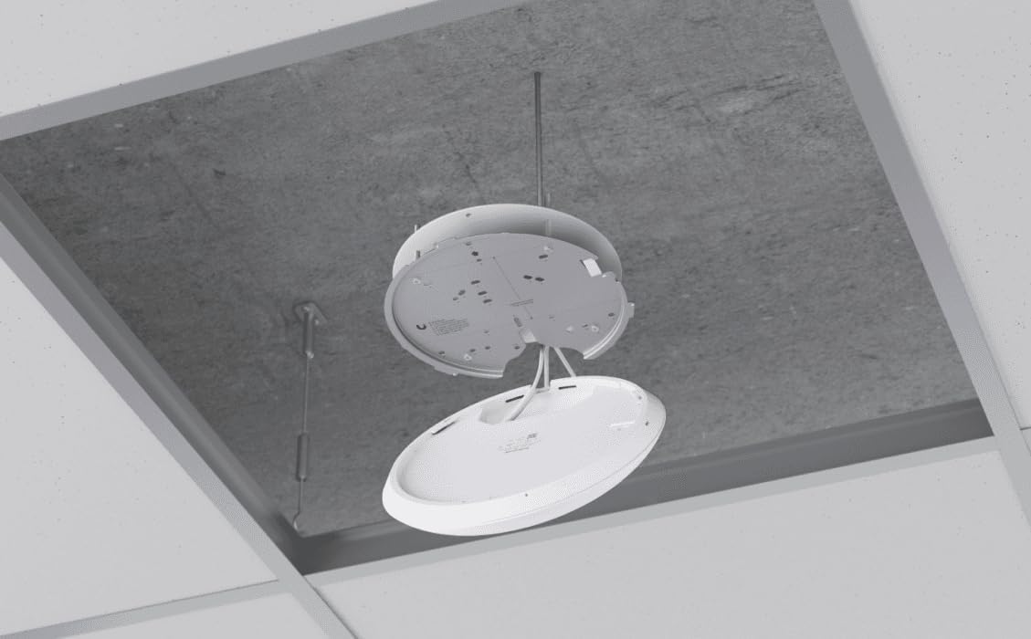 Ubiquiti Ceiling-Mount WiFi 7 AP with 6 GHz Support, 2.5 GbE, U7-PRO