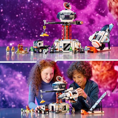 LEGO City Raumbasis mit Startrampe, Raumstation-Spielzeug mit Weltraum-Fahrzeug und Raumschiff für Kinder, Set mit 6 Minifiguren, Roboter und Alien-Figuren, Geschenk für Jungs und Mädchen 60434