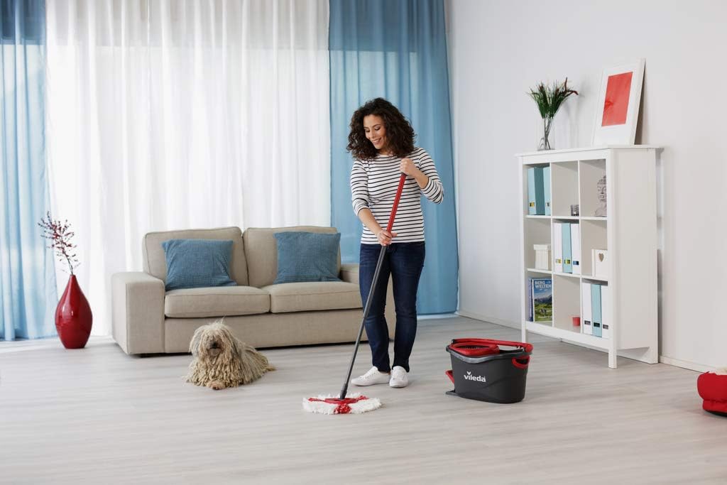 Vileda Turbo Wischmopp Komplett Set, Bodenwischer mit Teleskopstiel, Mikrofaser Moppkopf mit Kraftfasern und Eimer mit Powerschleuder, schnell und reinigungsstark, Stiellänge 75-130cm