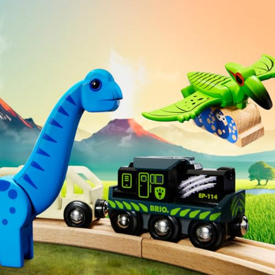 BRIO World - 36096 Dinosaurier Batteriezug - Spielzeugzug für Kinder ab 3 Jahren