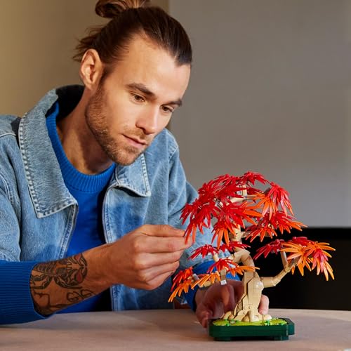 LEGO Botanicals Japanischer Roter Ahorn – Bonsai-Baum - Künstliche Pflanzen Bauset mit roten & orangen Blättern, Plus Schale - Home Dekor - Geschenkidee für Erwachsene - 10348