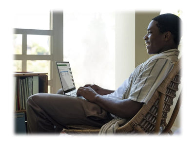 Microsoft Surface Laptop Go, 12,45 Zoll Laptop (Intel Core i5, 4GB RAM, 64GB eMMC, Win 10 Home in S Mode ) Platin