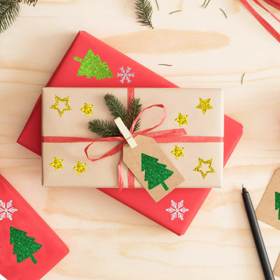 280+ Weihnachtssticker, Glitzer Weihnachtsaufkleber, Tannenbaum Sterne Schneeflocken Sticker, Selbstklebend Weihnachtsdeko für Karten, Geschenke, Adventskalender, Weihnachten Basteln （10 Bogen）