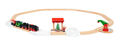 BRIO World 36014 Batterie-Dampflok Weihnachts-Set - Aus dem Schornstein der Lokomotive strömt kalter Wasserdampf - Großes Schienenlayout für eine Rundtour um den Weihnachtsbaum, empfohlen ab 3 Jahren