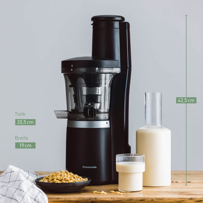 Panasonic Slow Juicer MJ-L700KXE, elektrische Fruchtpresse, Entsaften von ganzen Früchten und Gemüse, 75-mm Öffnung, schlankes Design, sicher und praktisch, Schwarz, Mattschwarz