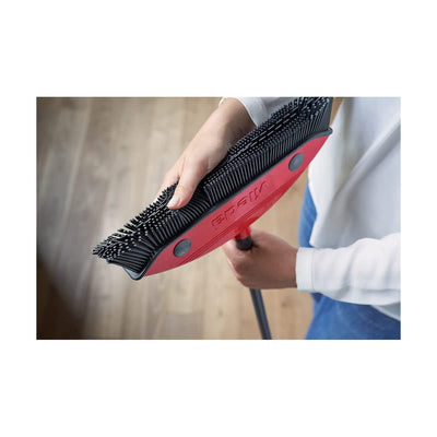 Vileda Multi Besen, mit Teleskopstiel, Kautschukborsten, gegen Tierhaare, Stiellänge 75–130 cm, für alle Böden, ideal auch für Teppiche