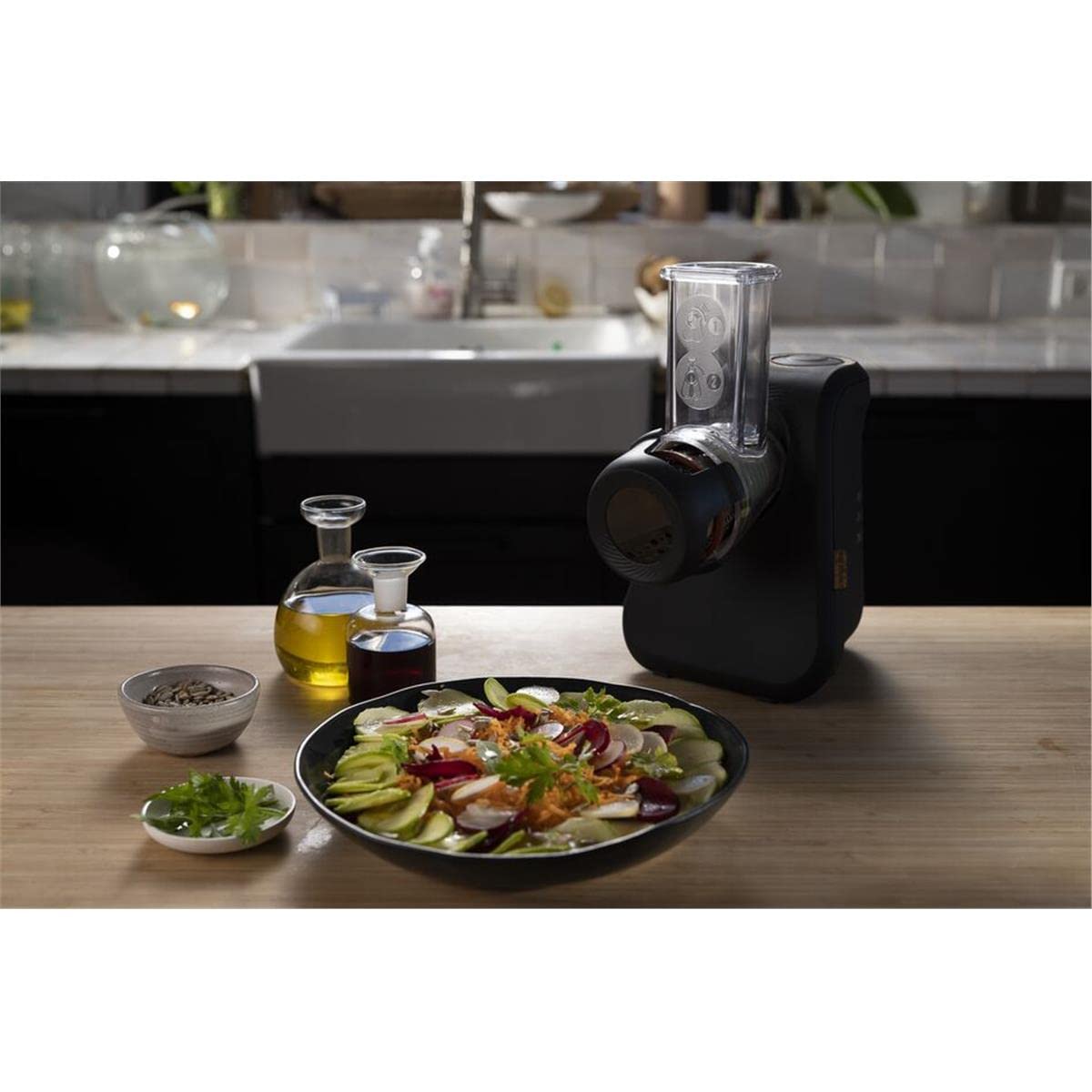Tefal MB77EN Eco Respect Reibe, elektrische Reibe mit 200-W-Motor, 3 verschiedene Kegel-Aufsätze, Eco-Design, 9% recycelter Kunststoff, schwarz