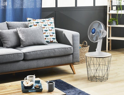 Rowenta VU2730 Turbo Silence Extreme+ Tischventilator | sehr leise und leistungsstark | 4 Geschwindigkeiten | Stille-Nacht-Modus | Turbo Boost | Automatische Oszillation | Weiß