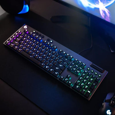 Logitech G815 mechanische Gaming-Tastatur, Taktiler GL-Tasten-Switch mit flachem Profil, LIGHTSYNC RGB, 5 Programmierbare G-Tasten, Multimedia-Bedienelemente, Deutsches QWERTZ-Layout - Carbon