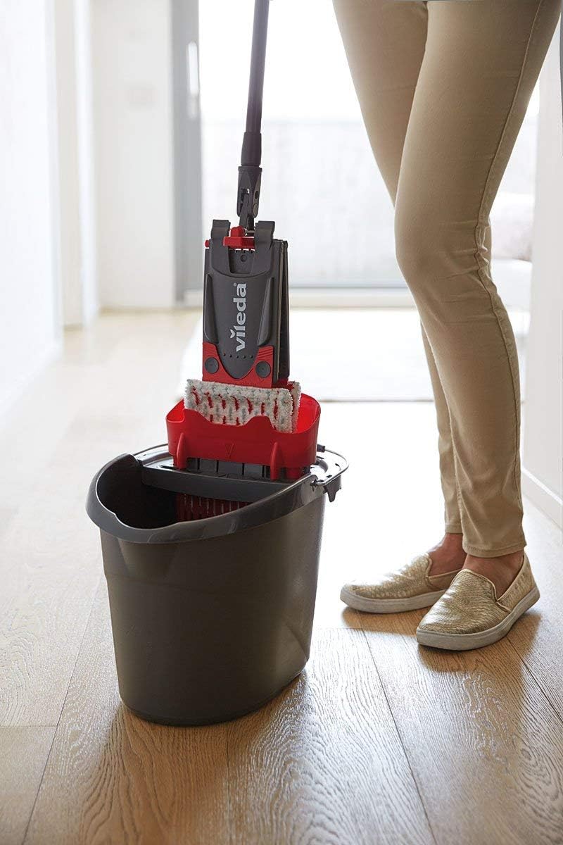 Vileda ULTRAMAX 2in1 Komplett-Set, Bodenwischer-Set mit Eimer, Flachwischer und Microfaser- Wischbezug