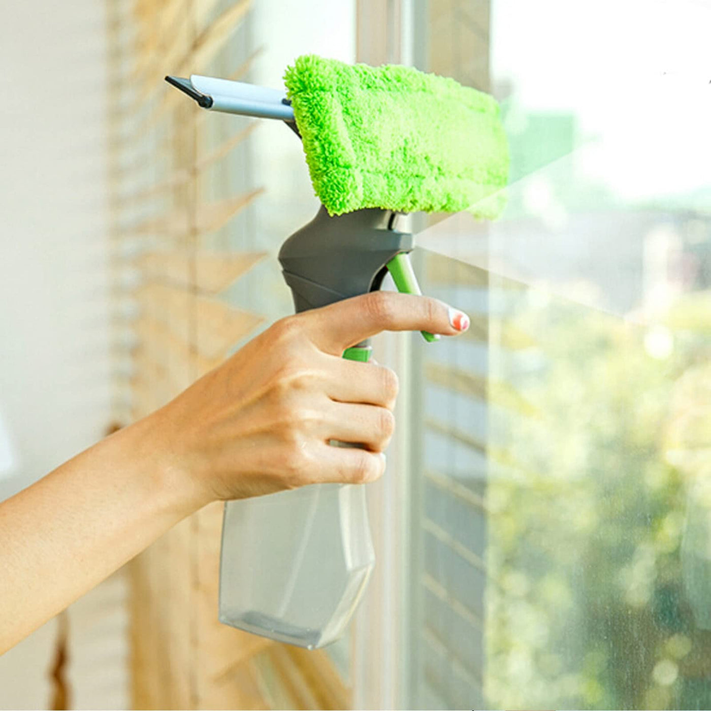 3 IN 1 200ml Fensterwischer mit Sprühfunktion, Fenster Putzen mit Sprühgerät, Fensterreiniger, Abnehmbares Mikrofaser Fenster-Reinigungspad