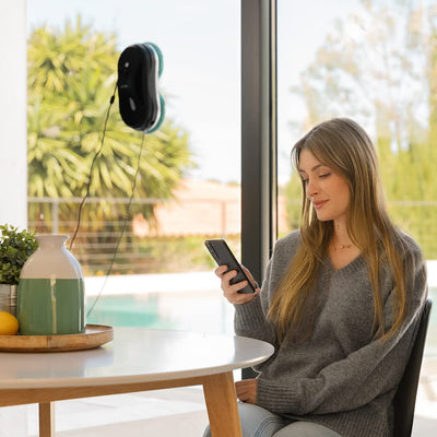 Cecotec Fensterputzroboter Windroid 890 SprayWater Smart Connected. 90 W, 3-in-1: Sprüht, Reinigt und Trocknet, App, Fernbedienung, Automatisches Sprühen, 4 Prog, Steuerung von Funktionen, Bewegungen