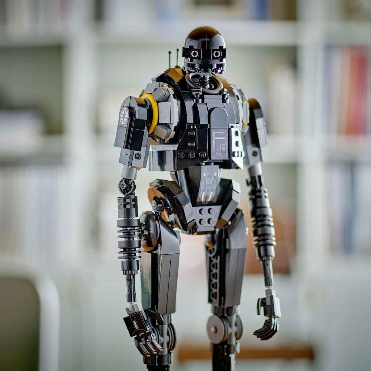 LEGO Star Wars 75434 Sicherheitsdroide K-2SO – Figur zum Bauen & Ausstellen, BAU-Spielzeug, Sammler-Modell mit Infotafel – Geschenk für Jungen, Mädchen und Erwachsene Andor-Fans