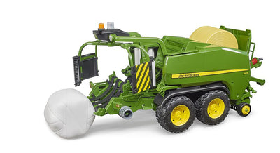 bruder 02032 - John Deere Rundballen-Presswickelkombination C441R - 1:16 Bauernhof, Landwirtschaft, Traktor, Anhänger, Erntemaschine, Pressewickler, Mähdrescher Zubehör, grün