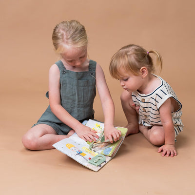 Taf Toys 13355 - Mein erstes Aktivitätsbuch