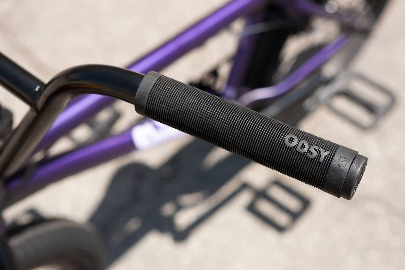 SUNDAY 2022 Scout 20 Zoll Komplettfahrrad Matt Translucent Purple 20.75TT