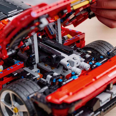 LEGO Technic Ferrari Daytona SP3 Modellauto-Bausatz im Maßstab 1:8, roter Super-Sportwagen, erweitertes Auto-Modell Sammlerstück, Ultimate Car Concept 42143