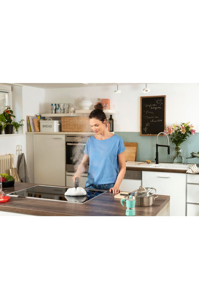 Kärcher Dampfreiniger SC 3 Deluxe EasyFix, Dampfdruck: 3,5 bar, Aufheizzeit: 30 s, Leistung: 1.900 W, Flächenleistung: 75 m², Tank: 1 l, mit Bodenreinigungsset, Mikrofaser-Bezug, Düsen und Rundbürste