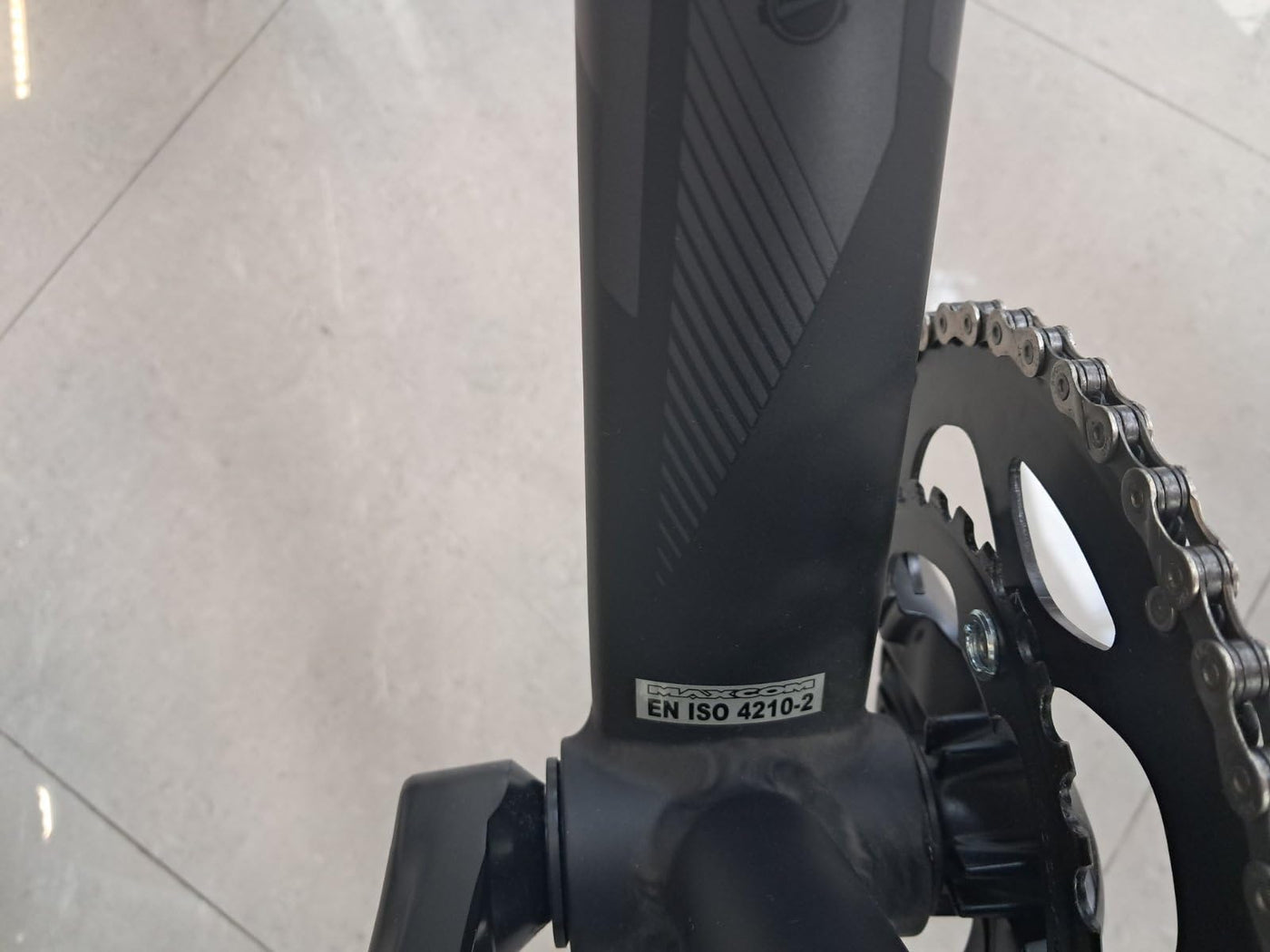 Multibrand Distribution Probike Tempo 24 Zoll Fahrrad Mountainbike ALU Rahmen 18 Gang für Jungen, Mädchen geeignet ab 130 cm - 155 cm (Schwarz Rot, 279)