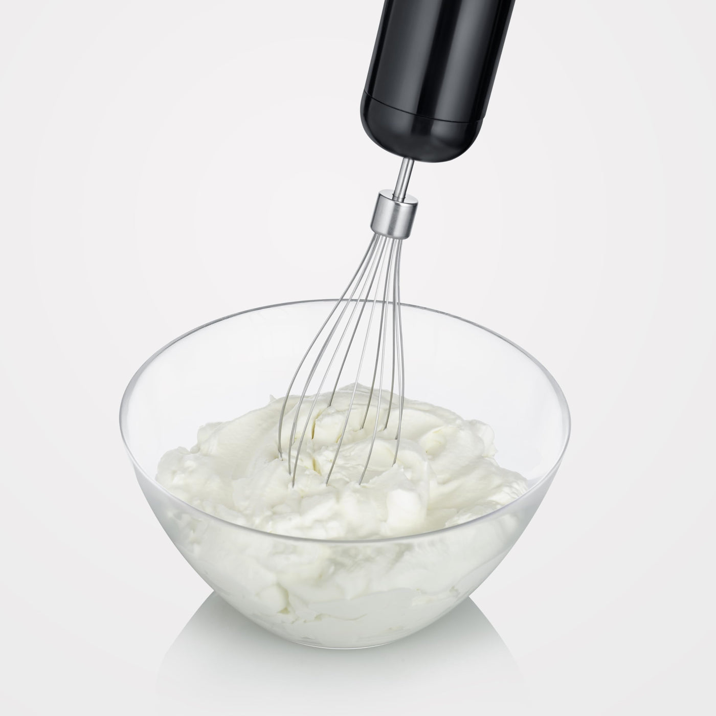 SEVERIN Kabelloser Stabmixer mit Premium-Set, abnehmbarer Mixstab, mit Pürierstab, Multizerkleinerer, Mixbehälter, Kartoffelstampfer & Schneebesen, schwarz/Edelstahl-gebürstet, SM 3775