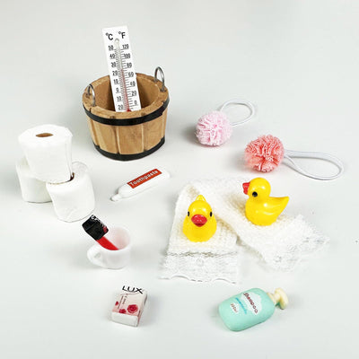 Miniatur Wichtelzubehör Bade Set, Wichtel Zubehör, Wichtel Wasch Set Badeutensilien mit Mini Zahnpasta Zahnbürste Badeschwamm Ente Klopapier Rollen für Wichteltür Weihnachten und Puppenhaus Deko