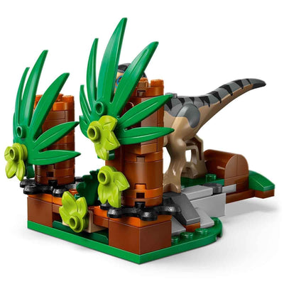 LEGO Jurassic World Raptor: Verfolgungsjagd mit dem Geländewagen – 2 Dinosaurier Figuren, Auto, 2 Minifiguren – Geschenk für Jungen und Mädchen ab 6 Jahren, Fans des Films „Die Wiedergeburt“ – 76972