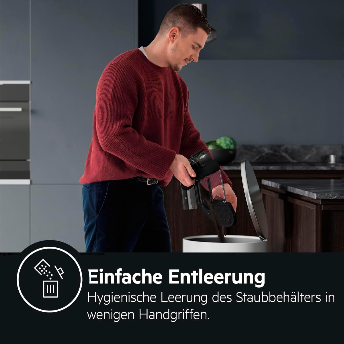 AEG CLEAN 6000 ÖKO AL61C2ÖKO Staubsauger beutellos / ETM Testsieger (SEHR GUT) / 60 % Recyclingmaterial / 550 W / Zusatzdüsen / Softräder / 74 dB(A) / 12m Aktionsradius / 1,6L Staubbehälter / Schwarz