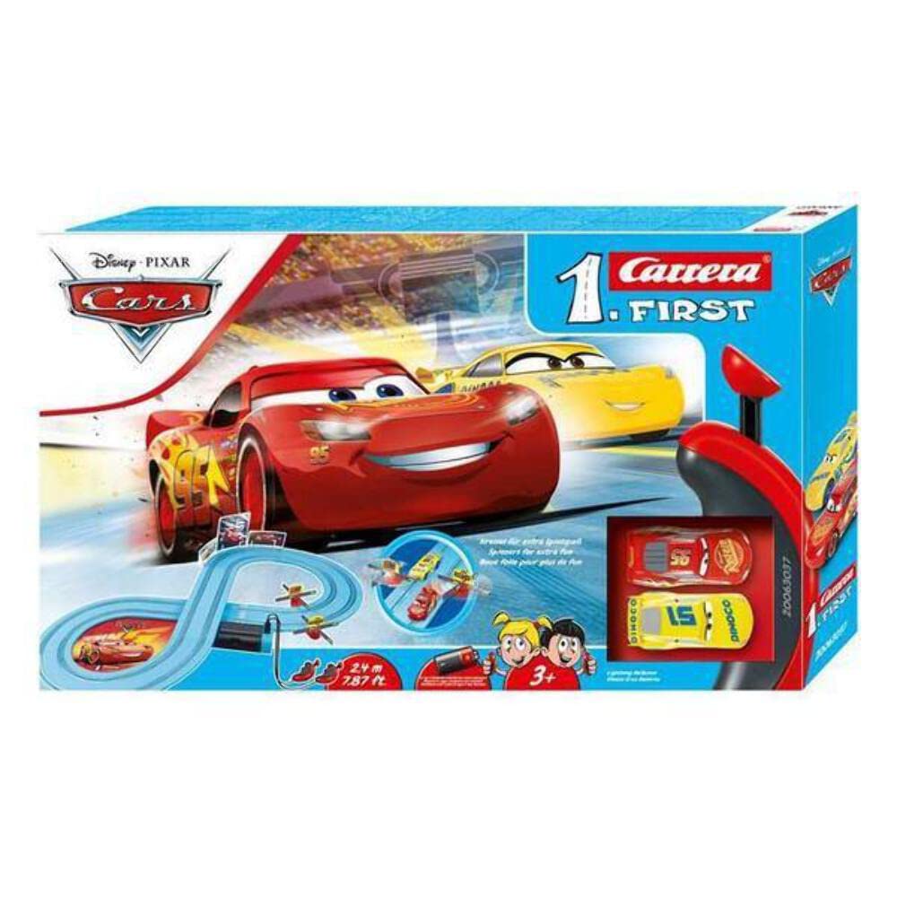 Carrera - 20063037 First Disney Pixar Cars – Race of Friends Autorennbahn I 2,4m Rennstrecke I 2 ferngesteuerte Autos mit Lightning McQueen & Cruz Ramirez I Geschenke zu Ostern