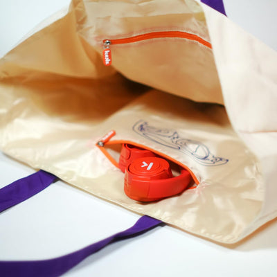 Kekz Starterset Premium: Kekzhörer Rot, exkl. bei Amazon mit Bibi & Tina- Die Urlaubsüberraschung Audiochip + stilvoller Strandtasche (für Strandurlaub, Frei- und Hallenbad), Kopfhörer für Kinder